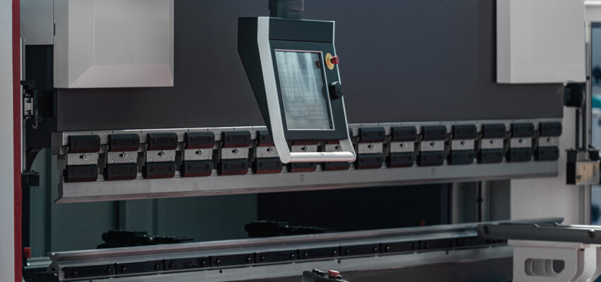 maszyna CNC zastosowanie w przemyśle 